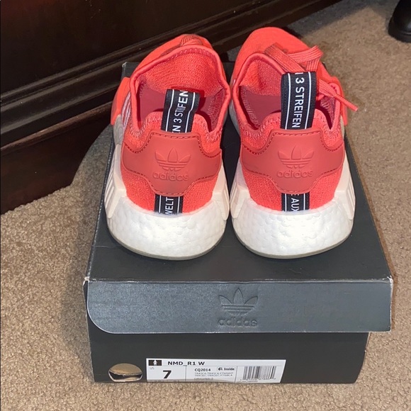 Adidas NMD R1 - Picture 3 of 4